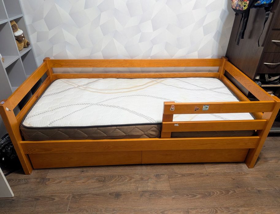 Ліжко дитяче з висувними шухлядами 190*90 см