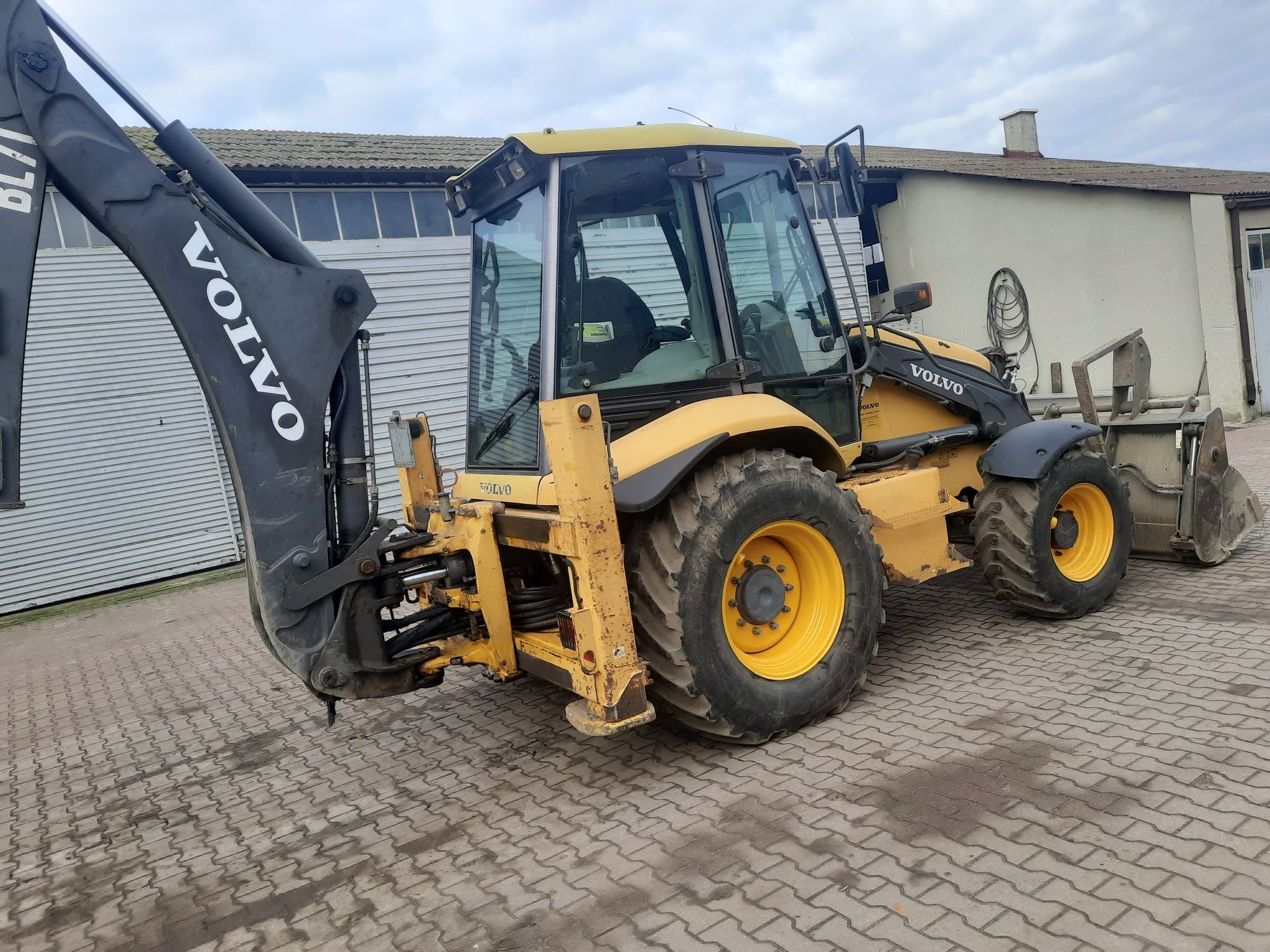 Volvo bl 71 koparko ładowarka Cat terex jcb case new Holland hidromek