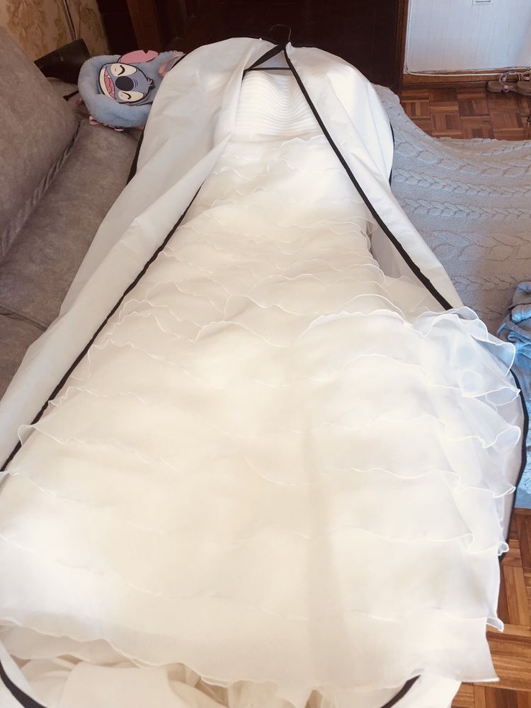 Vestido de noiva, veste 36, muito confortavel exelente qualidade,