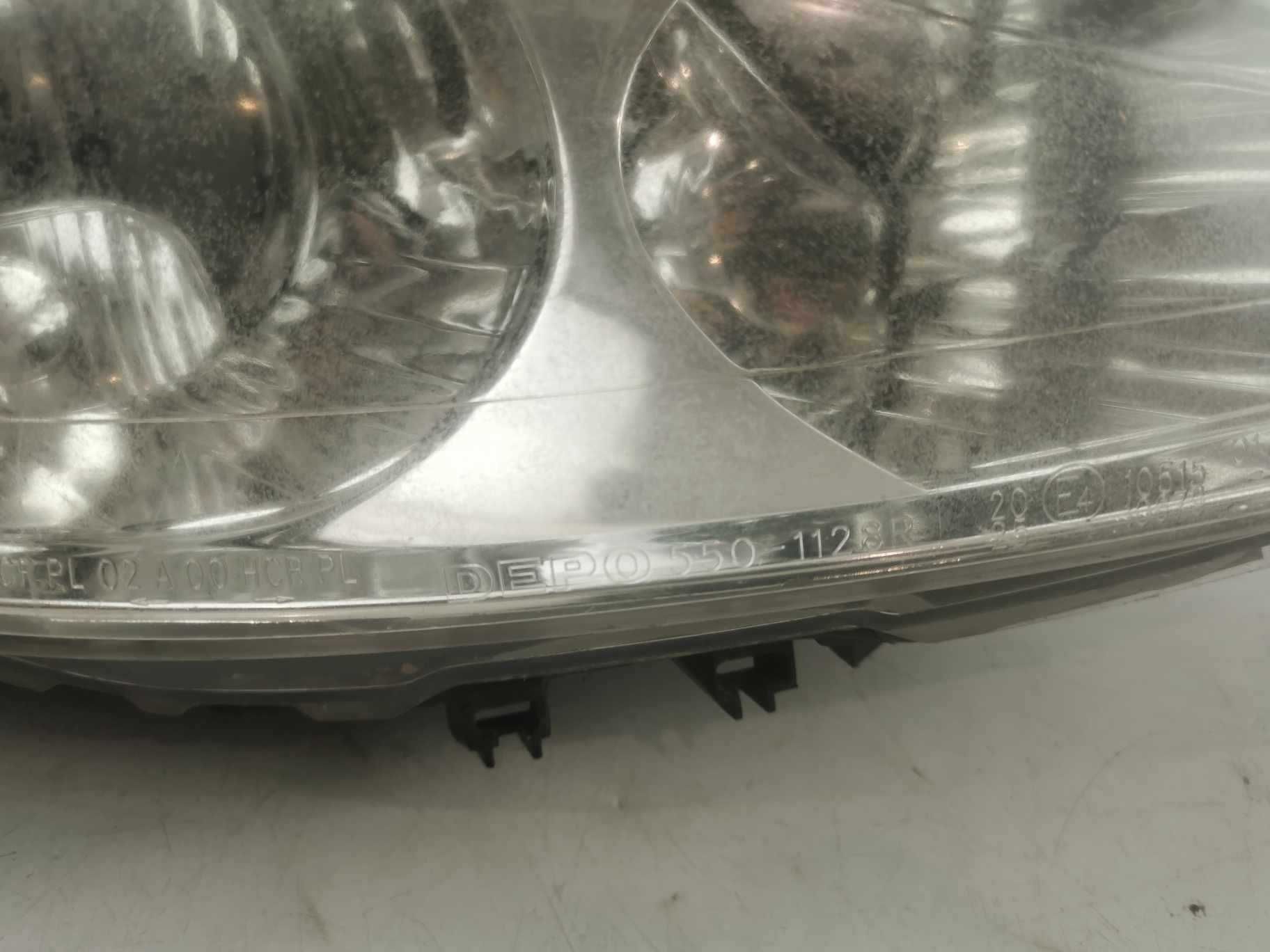 Komplet Lampa prawa lewa przód Peugeot 307