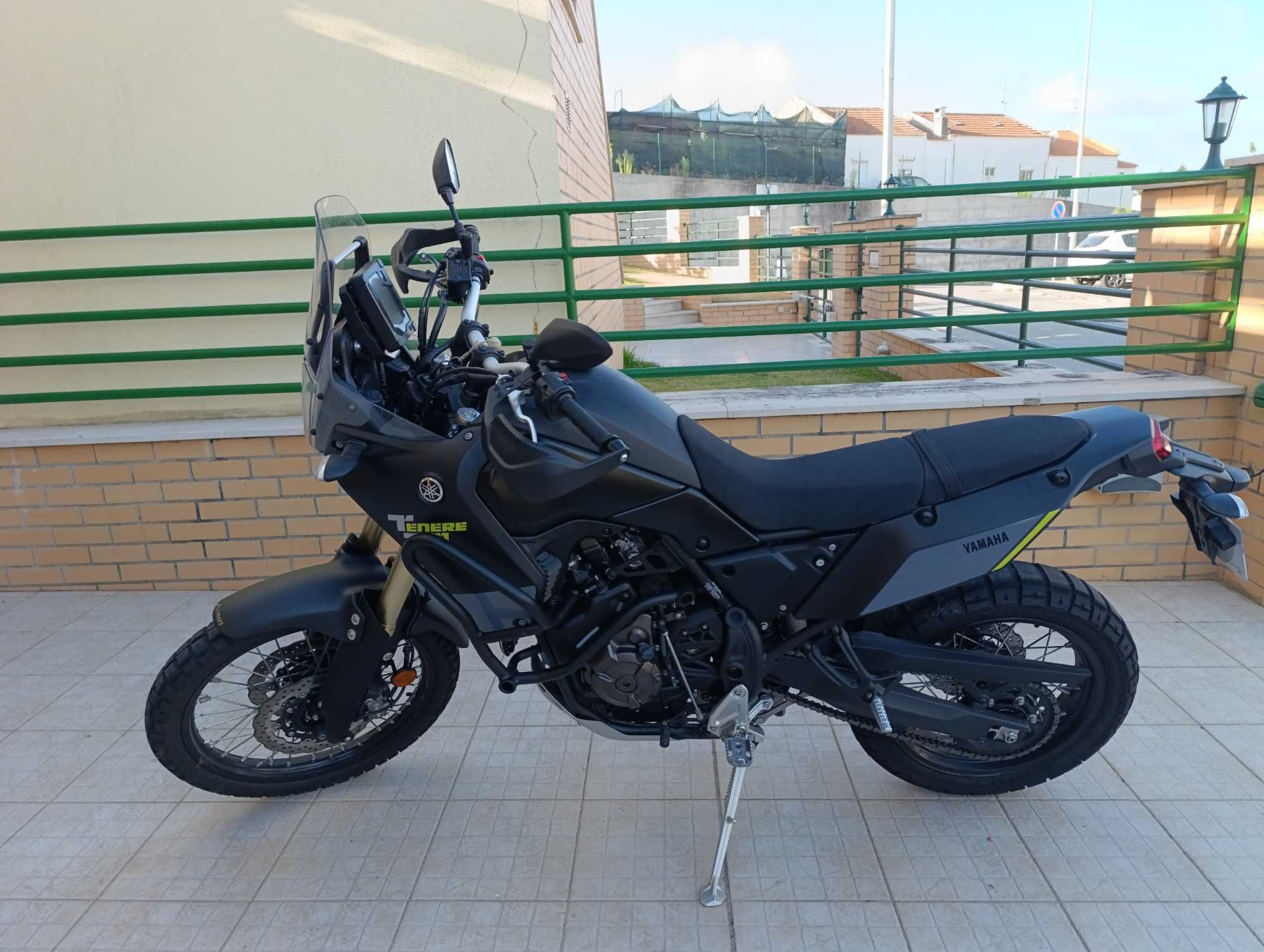 Tenere 700 como nova!