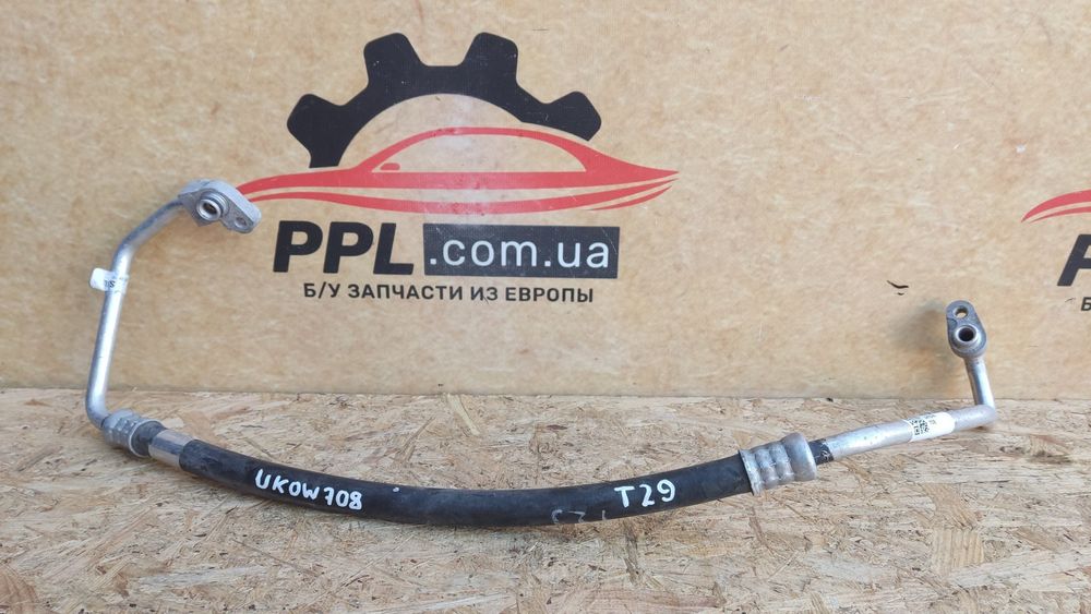 Toyota Avensis T27 2015- трубка кондиционера 88703-05390