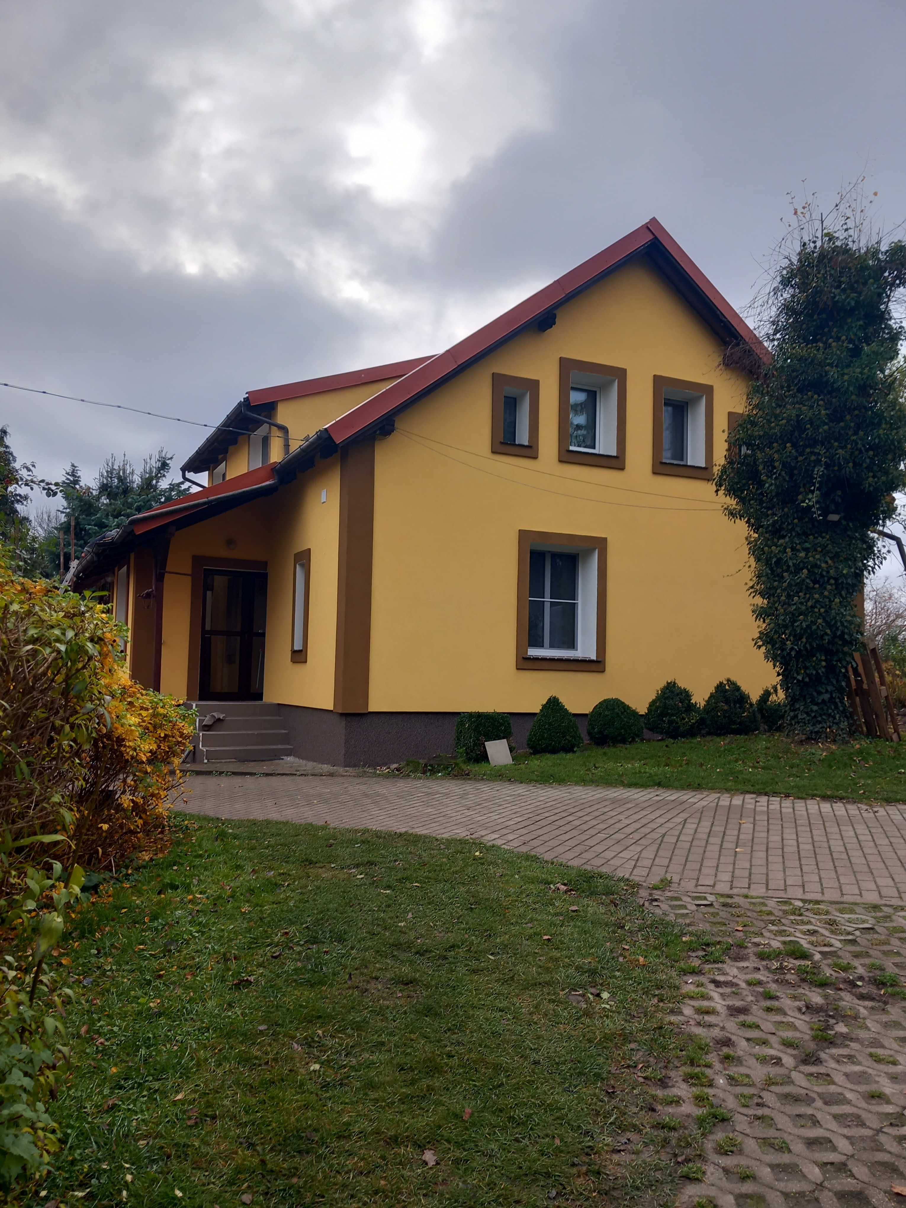Elewacje  Docieplenia  Budynków    Zapraszam