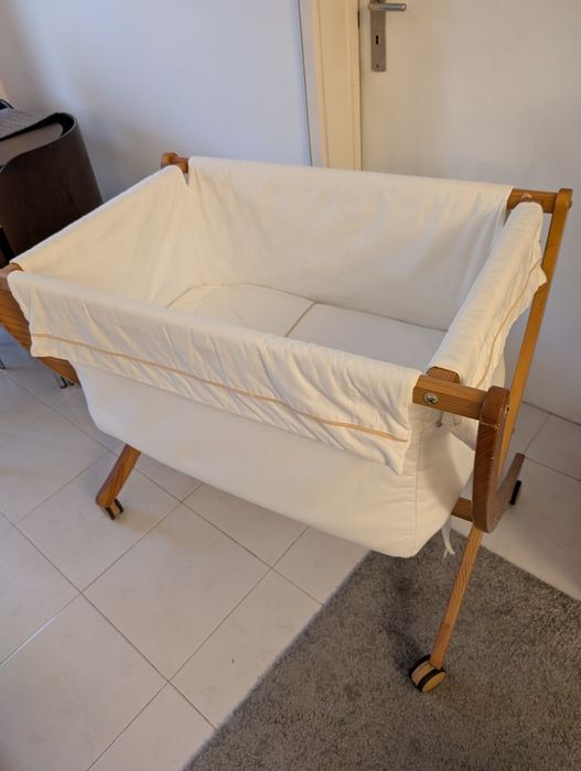 Berço bebê estilo Moisés