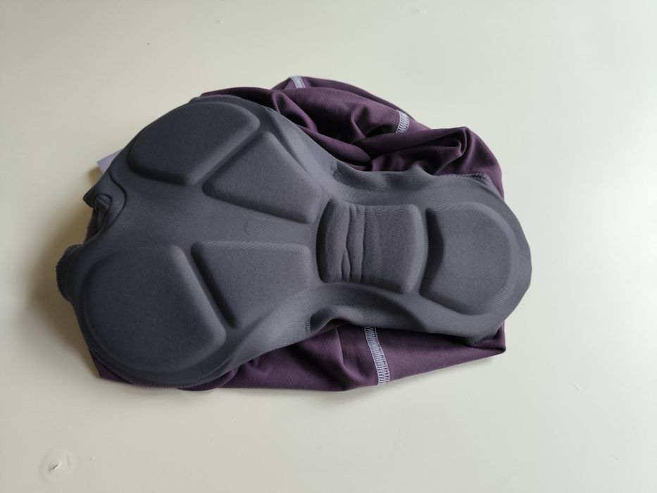 Nowe damskie spodenki kolarskie z wkładką Apura rozmiar S