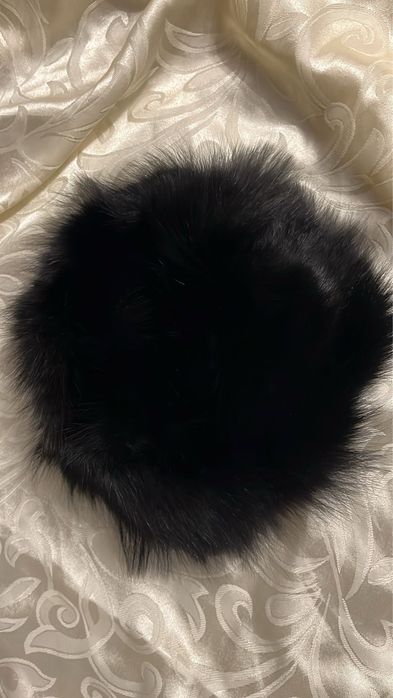 czarna ocieplana czapka futro naturalne