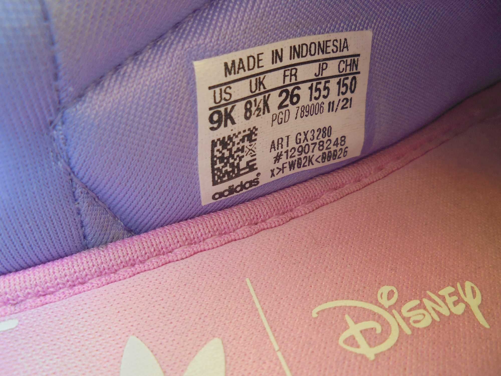 ténis de menina da marca adidas