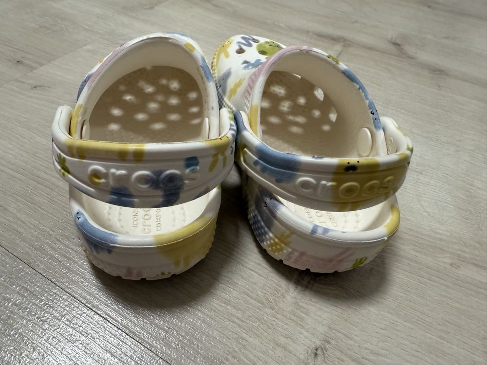 Crocs детские.