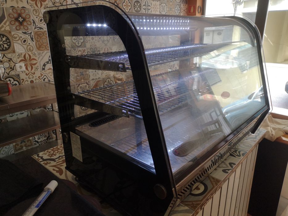 Vitrine Espositor Refrigerada Sobremesas