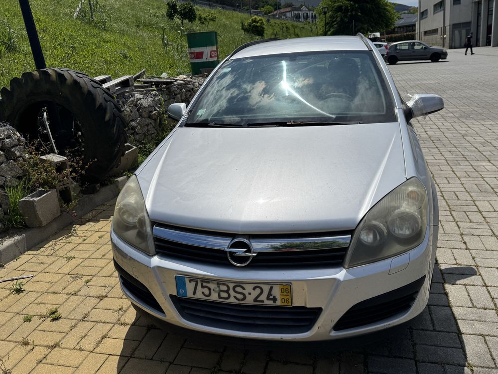 Carrinha opel astra