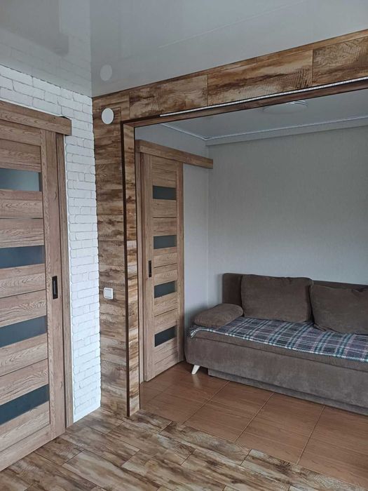 3 кімнатна квартира в одноповерховому будинку на Раківці