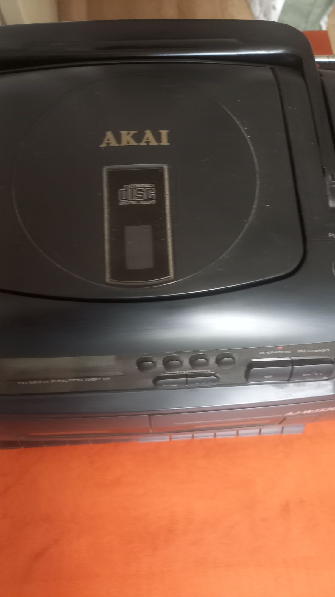 Radiomagnetofon"Boombox" Akai