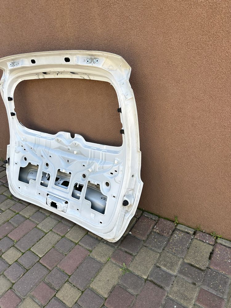 Renault grand scenic 3 кришка багажника задня ляда