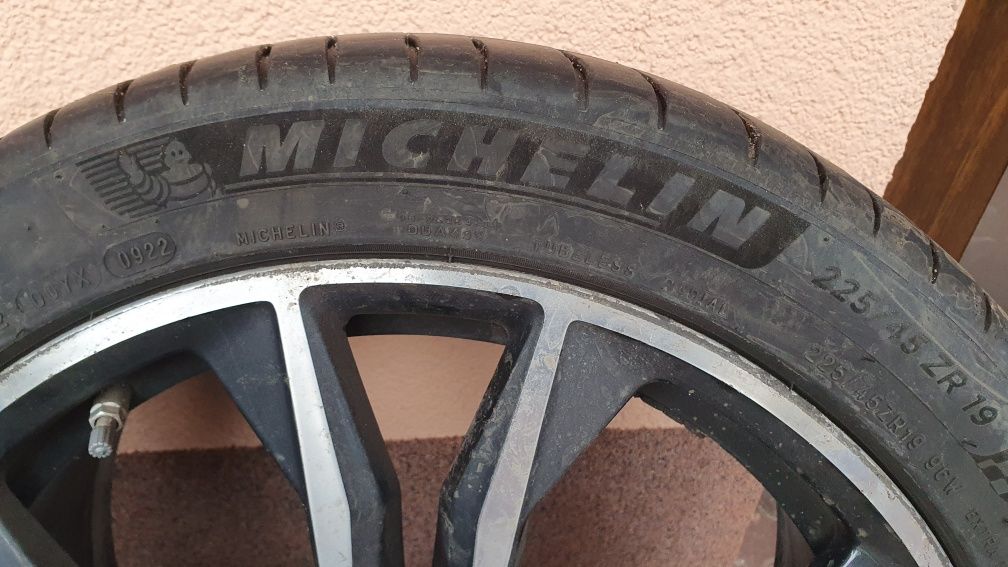 Felgi BMW X2 ,X1, plus opona Michelin Run Flat Sport Pilot 225/45/19