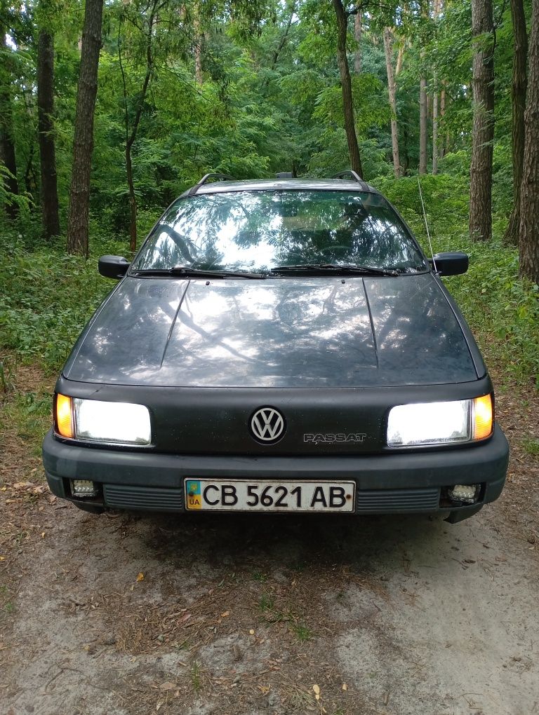 VOLKSWAGEN PASSAT. Бензин. Універсал.В Робочому Стані.Звоніть.Торг.