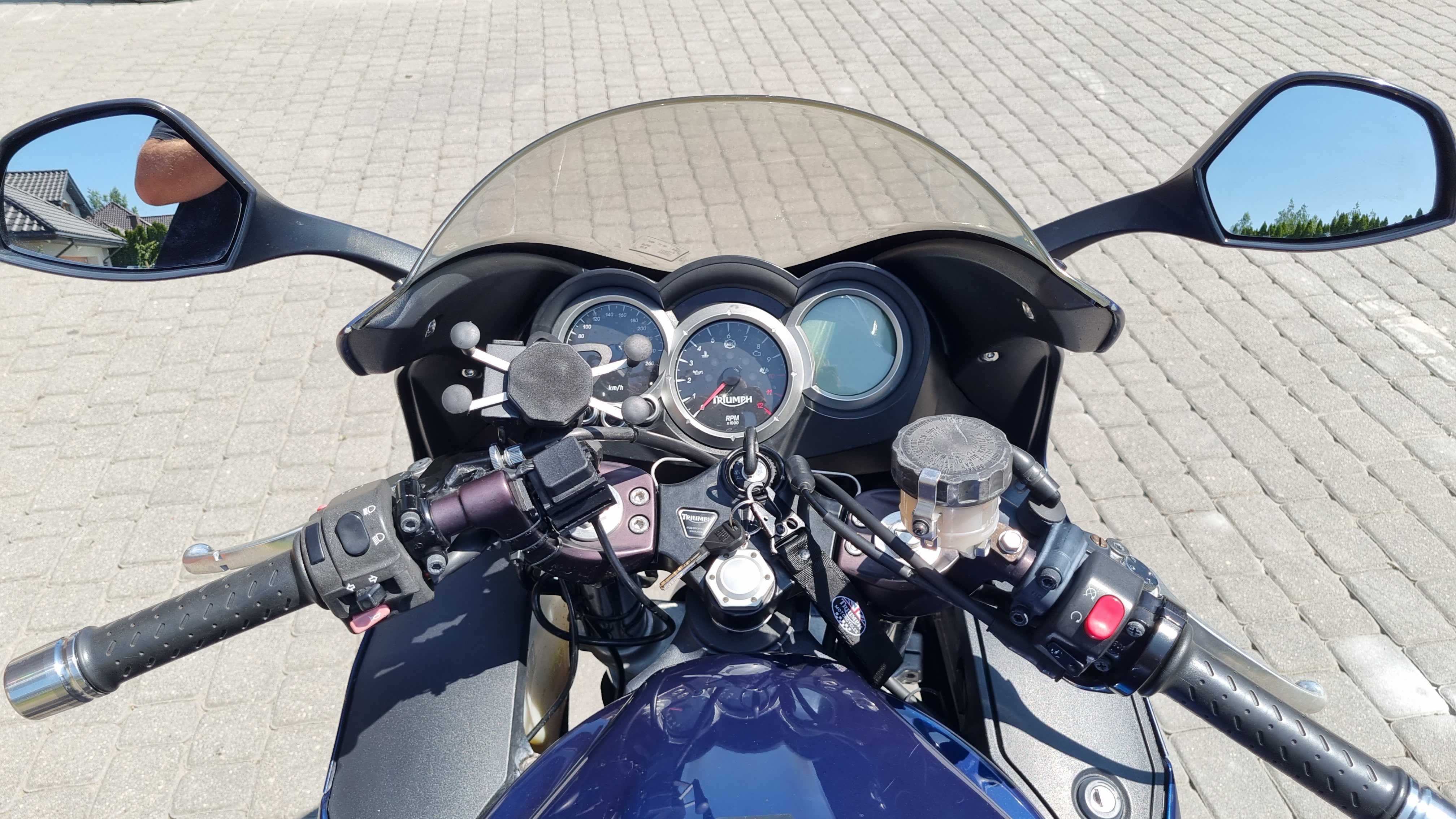 Triumph Sprint GT 1050 cm3 rok 2010 nalot 58000 km duży turysta