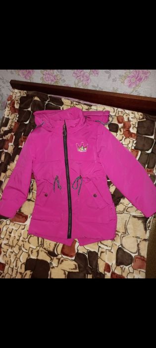 Куртка  на дівчинку демісезонна