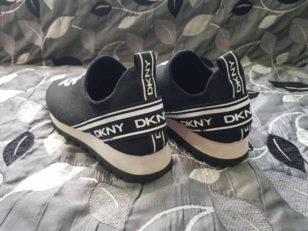 Wysyłka olx.Buty DKNY 39.5 damskie