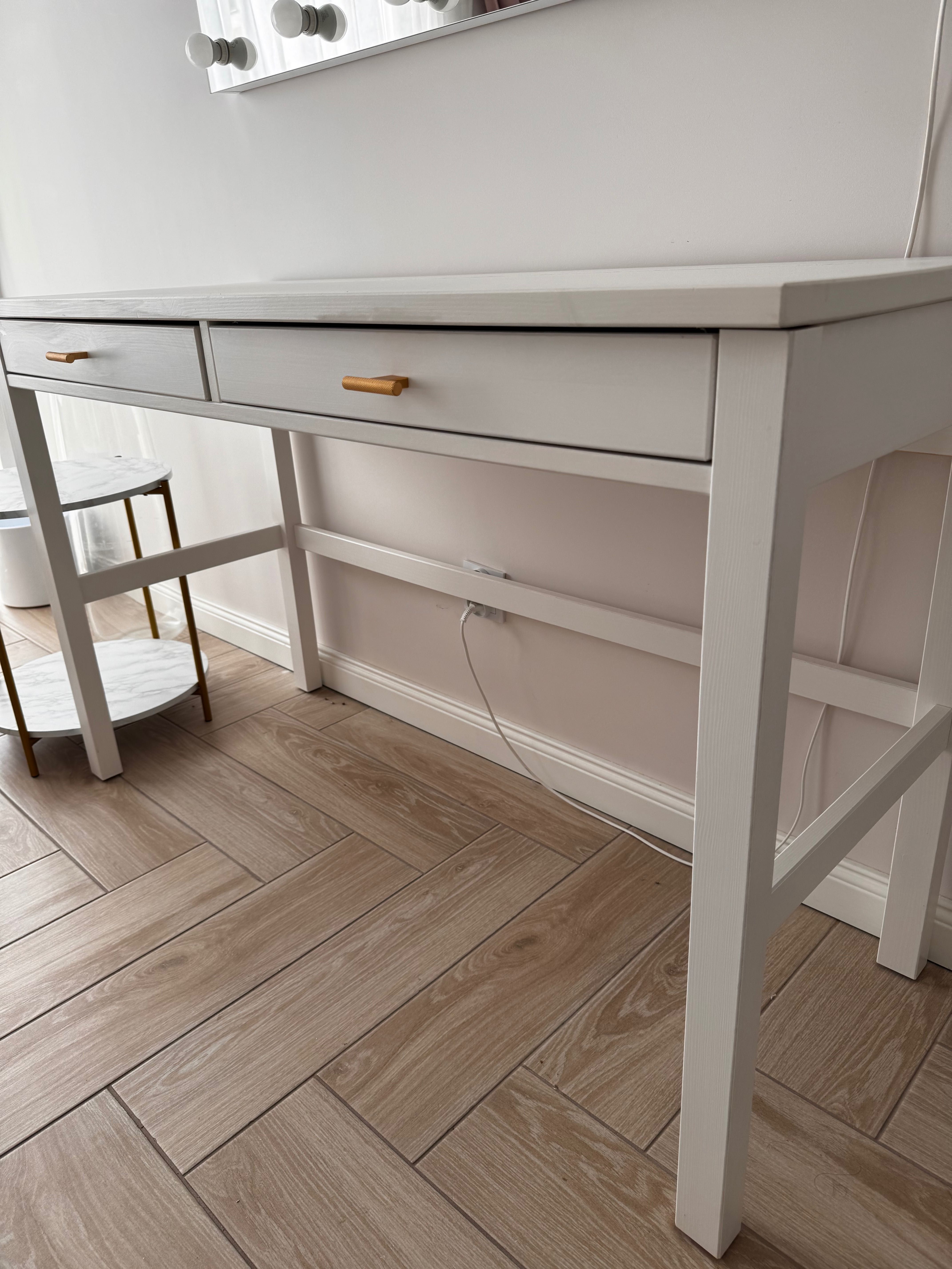 Biurko toaletka Ikea Hemnes