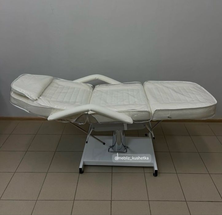 Кушетка, ккшеточка на гідравлиці, косметологічна