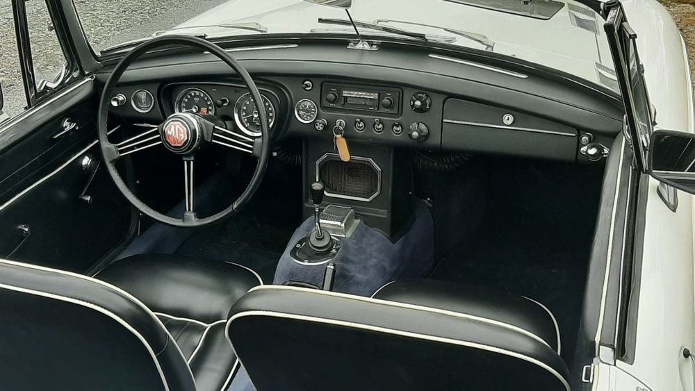 Mgb roadster pullhandle
