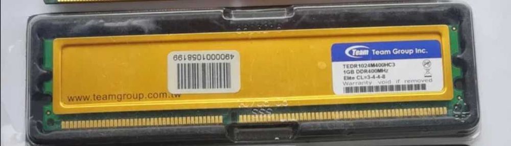 DDR (DDR1) 400 MHz 1 GB Team Group Inc с радиатором плюс коробочки