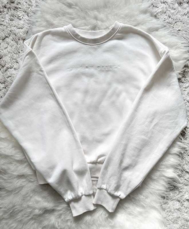 Bluza bez kaptura z minimalistycznym napisem haftem xs s m 60% bawełna