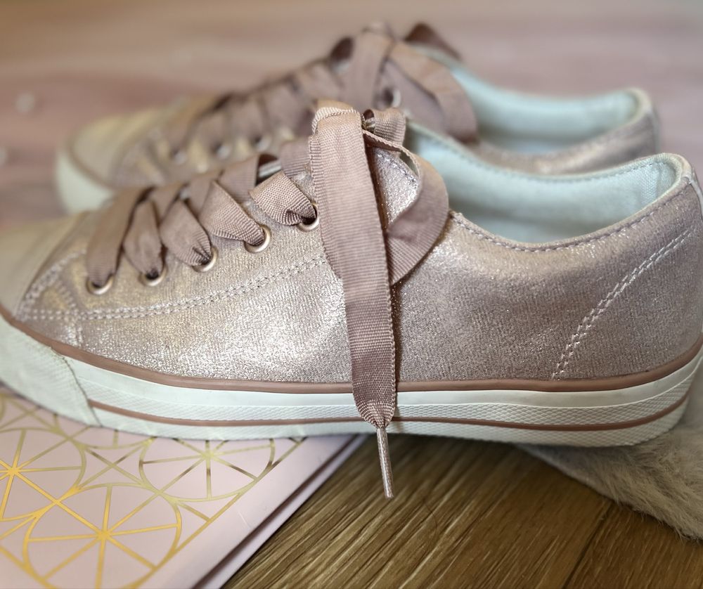 Кеди жіночі Mark&Spencer