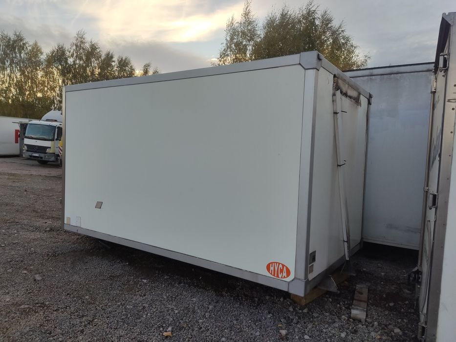 Kontener chłodnia piękna 3,9m długa