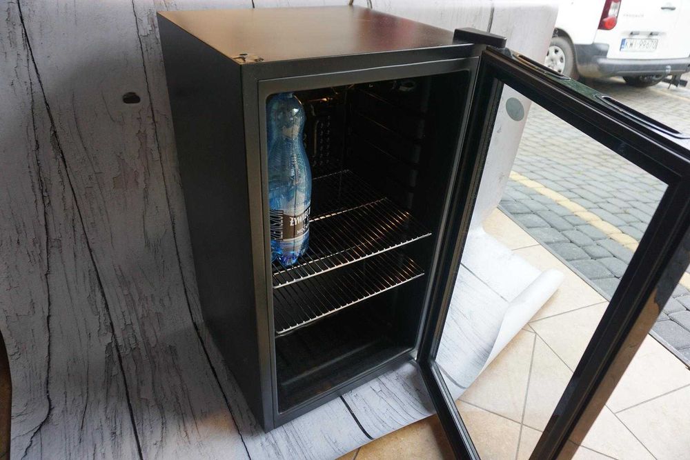 Lodówka chłodnia zamrażarka witryna chłodnicza rollbar