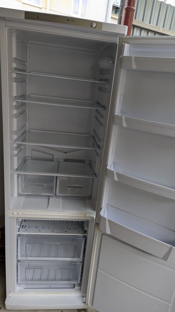Холодильник Indesit NBS 18AA