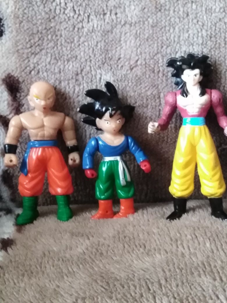 Figurki Dragon Ball, Batman, Terminator i inne.