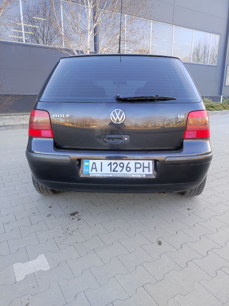 Volkswagen Golf 4 хетчбек 1.6