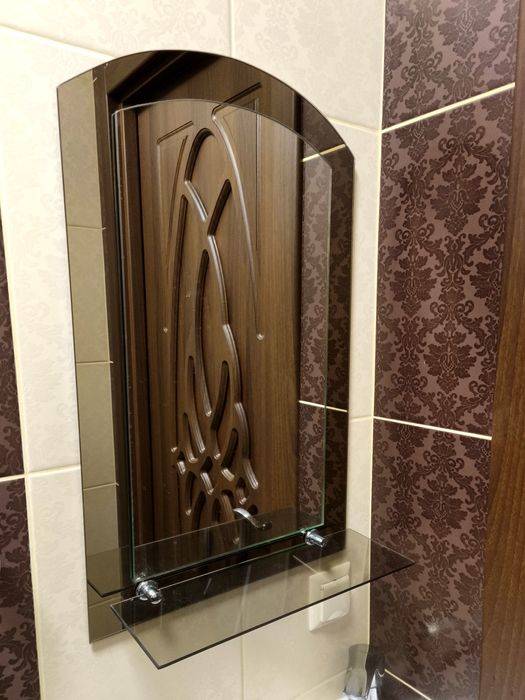 Підвісна  тумба з умивальником +дзеркало