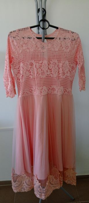 Продам сукню. Стан нової. Розмір 50-52