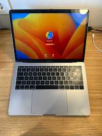 Macbook pro 2017 | 8GB Ram | 256 SSD | i5