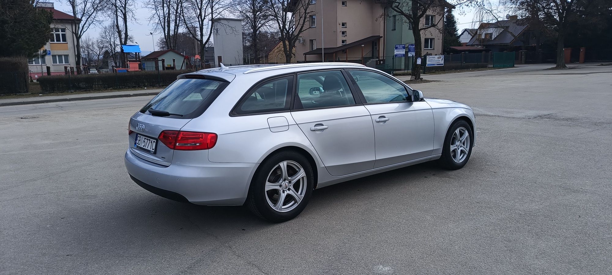 Audi A4 B8 2.0 TDI 143 km CAGA Quattro 2010