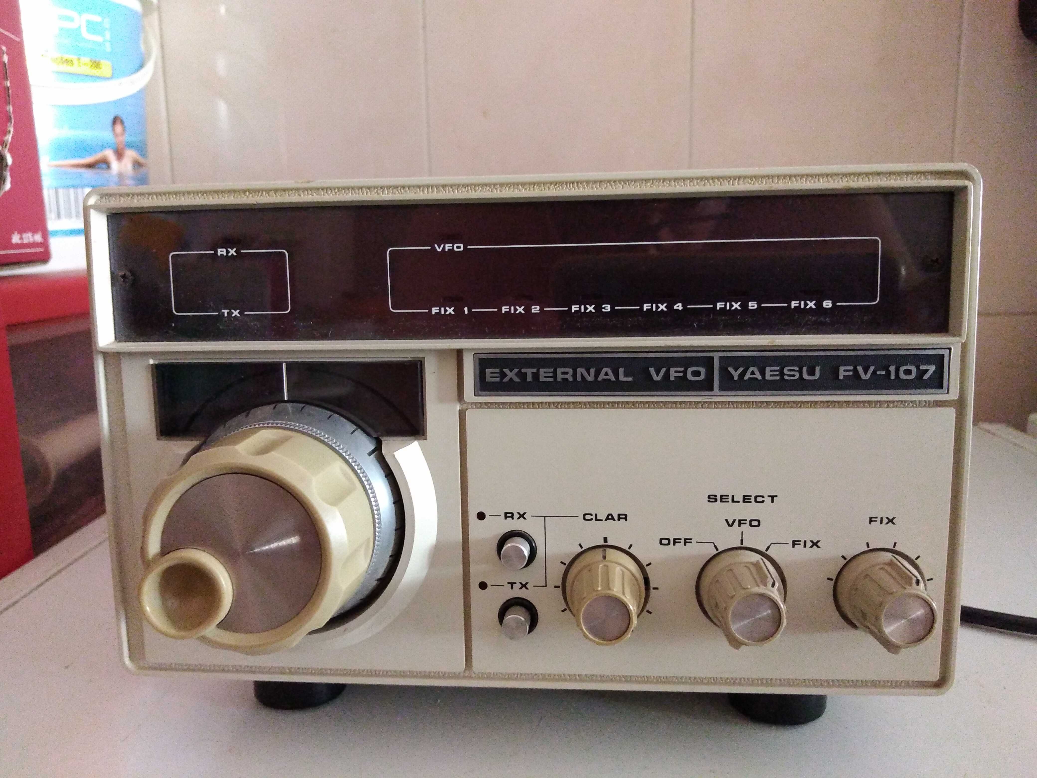 Yaesu fv-107 vfo externo branco