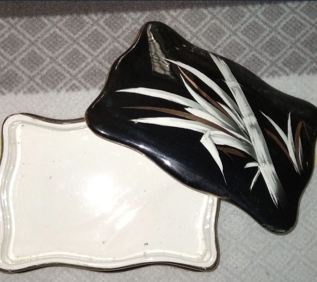 Louças para desocupar (potes, guarda joias, etc)