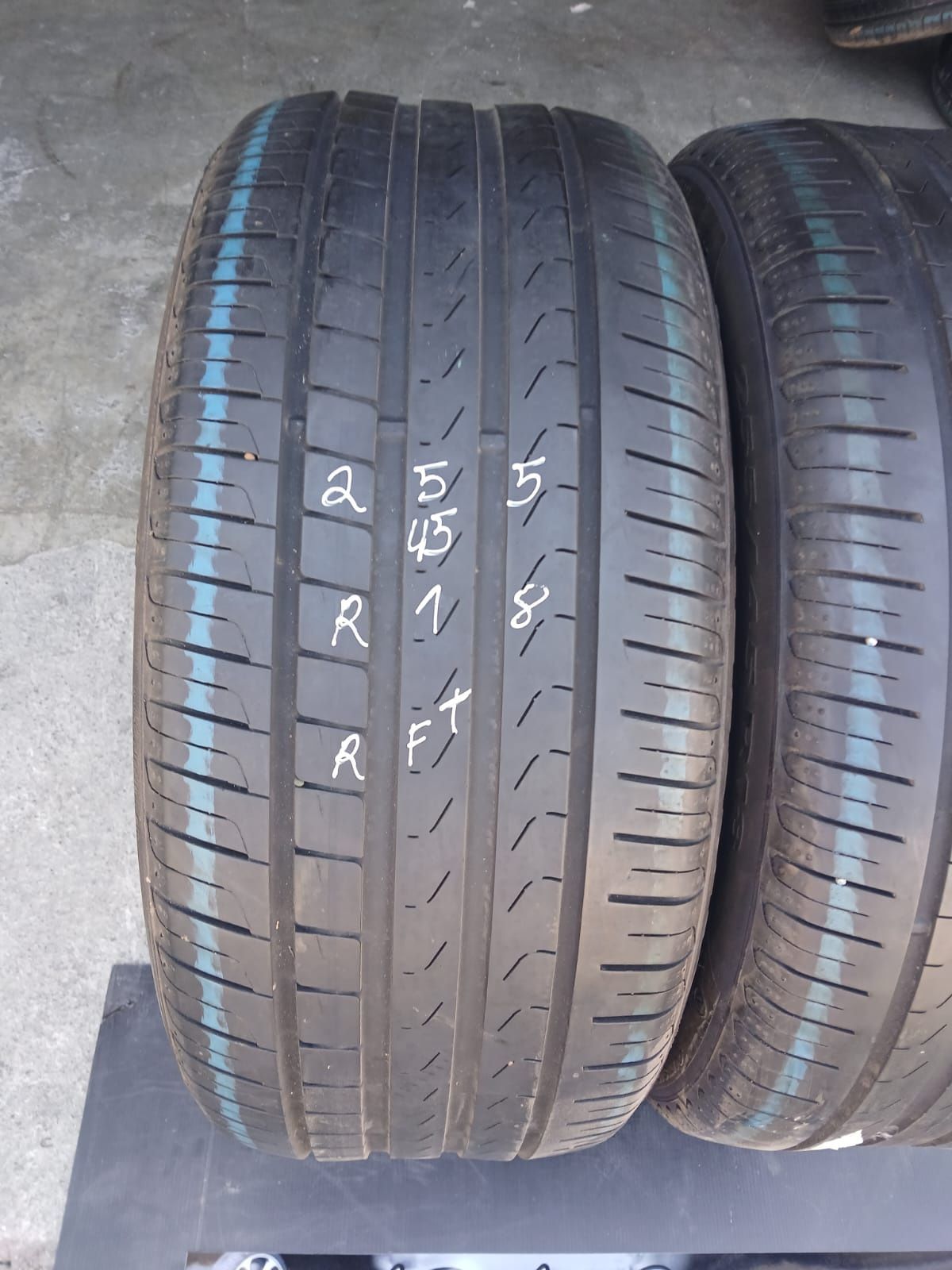 Pneus 255/45/R18 RFT PIRELLI