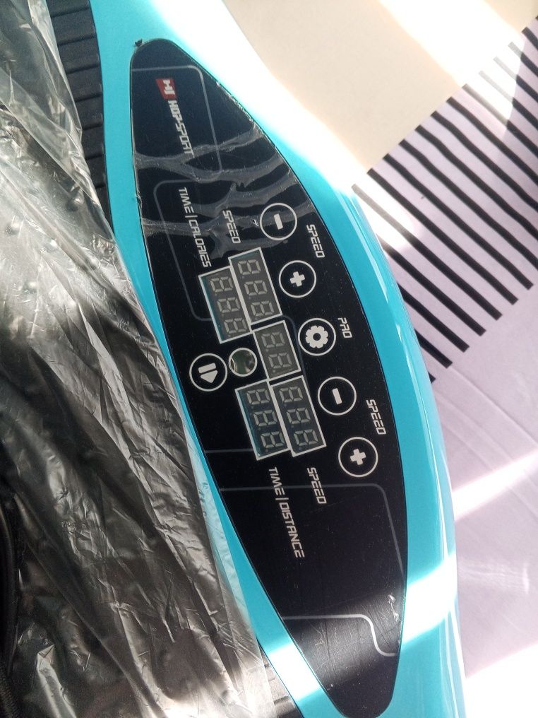 Platforma wibracyjna Hop-Sport 3D HS-070VS