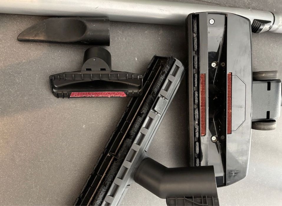 Aspirador Bosch Runn'n Pro Silence Alergy