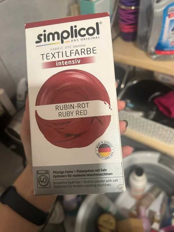 Barwnik do tkanin rubinowo czerwony