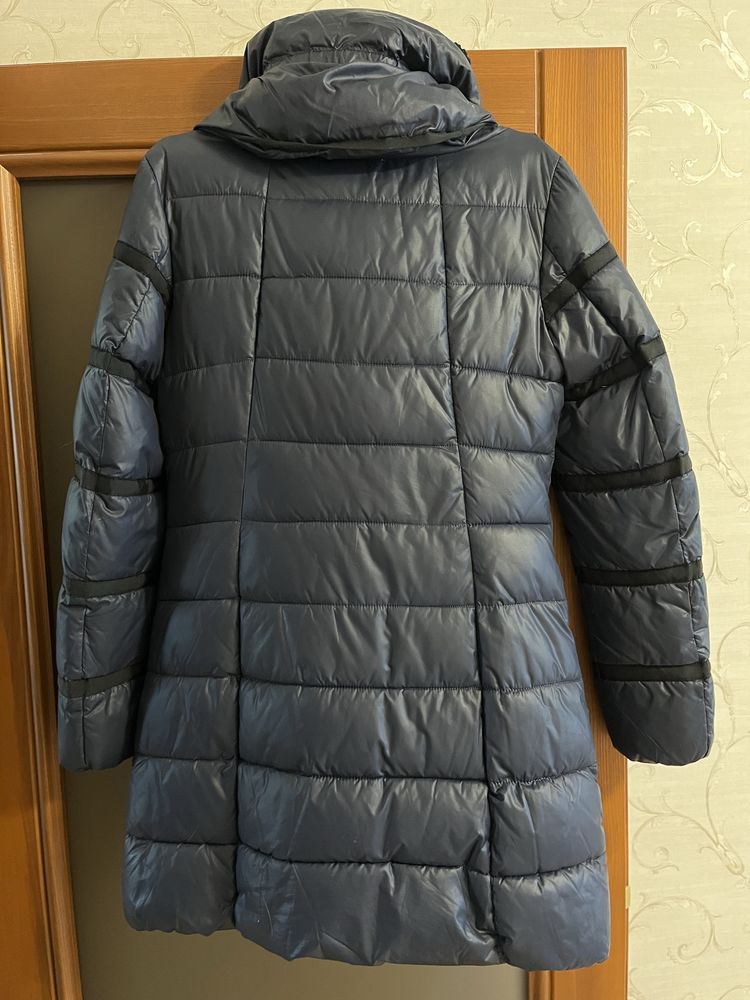 Продам зимний пуховик