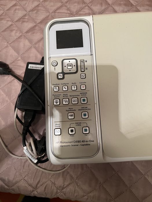 Impressora HP — com cabo USB