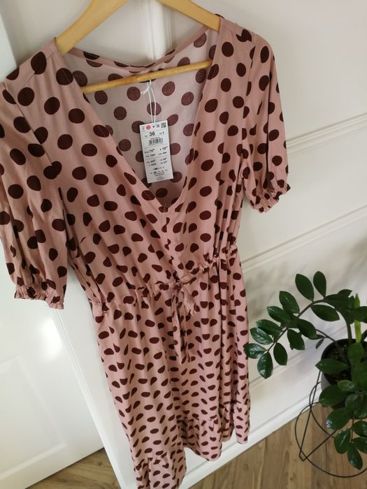 Nowa sukienka w groszki Reserved 36 S