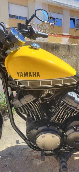Mota yamaha XV 950