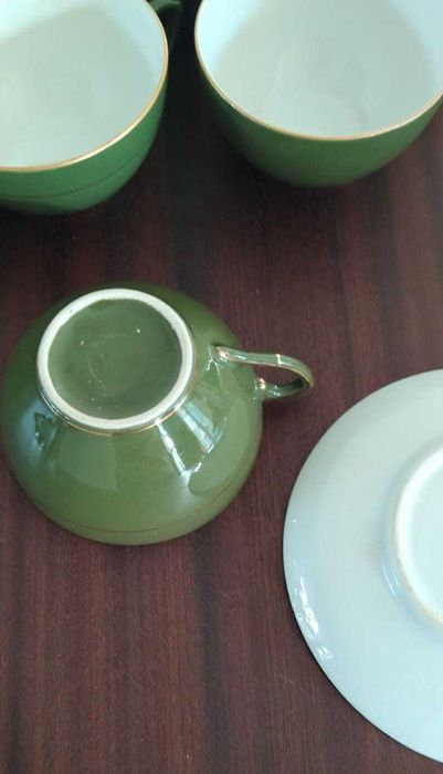 Conjunto de 13 chávenas de chá da VA –  1881/1921