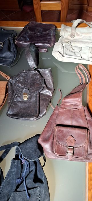 Mochilas /Malas em pele genuína à venda. 3 cada ou 15 todas.