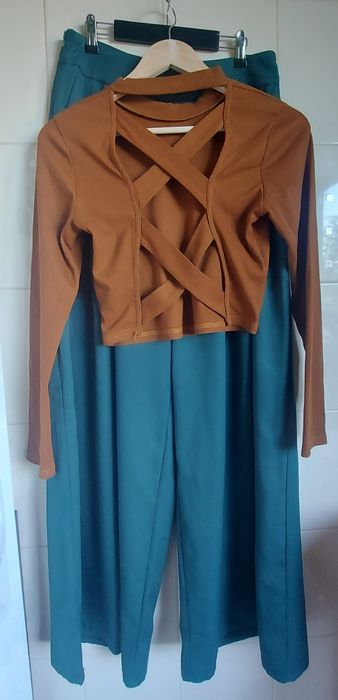 Темно- зелені брюки палаццо L